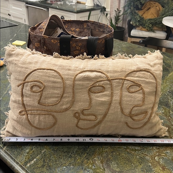 Target Lumbar Pillow🍒🍒 - Picture 7 of 11